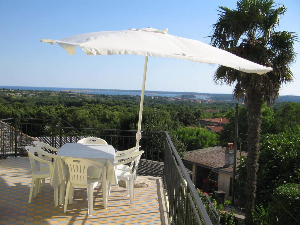 Aurelia Apartment Ližnjan Kültér fotó